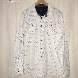 Long sleeve button up shirt